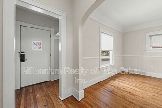 24 Utica Rd in Pontiac, MI - Building Photo - Building Photo