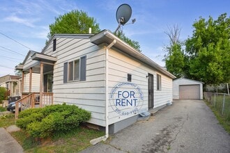 3717 Larchmont St in Flint, MI - Building Photo - Building Photo
