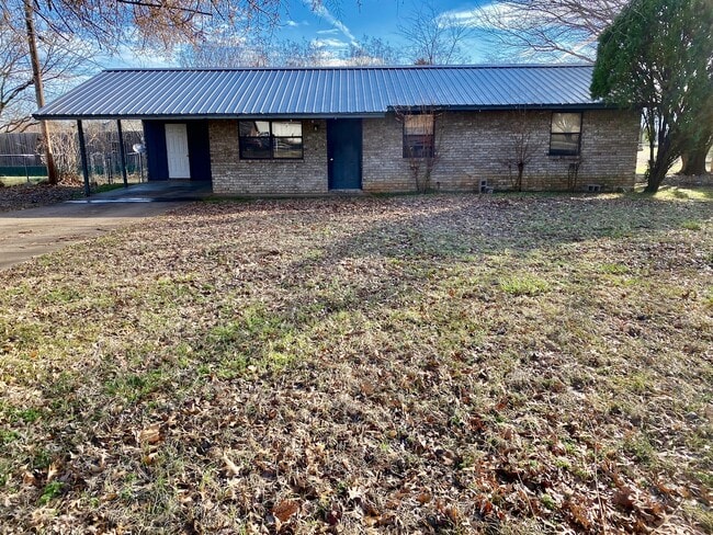 property at 1006 Tarby Rd
