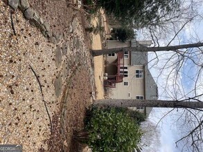 6120 Longino Dr in Union City, GA - Building Photo - Building Photo