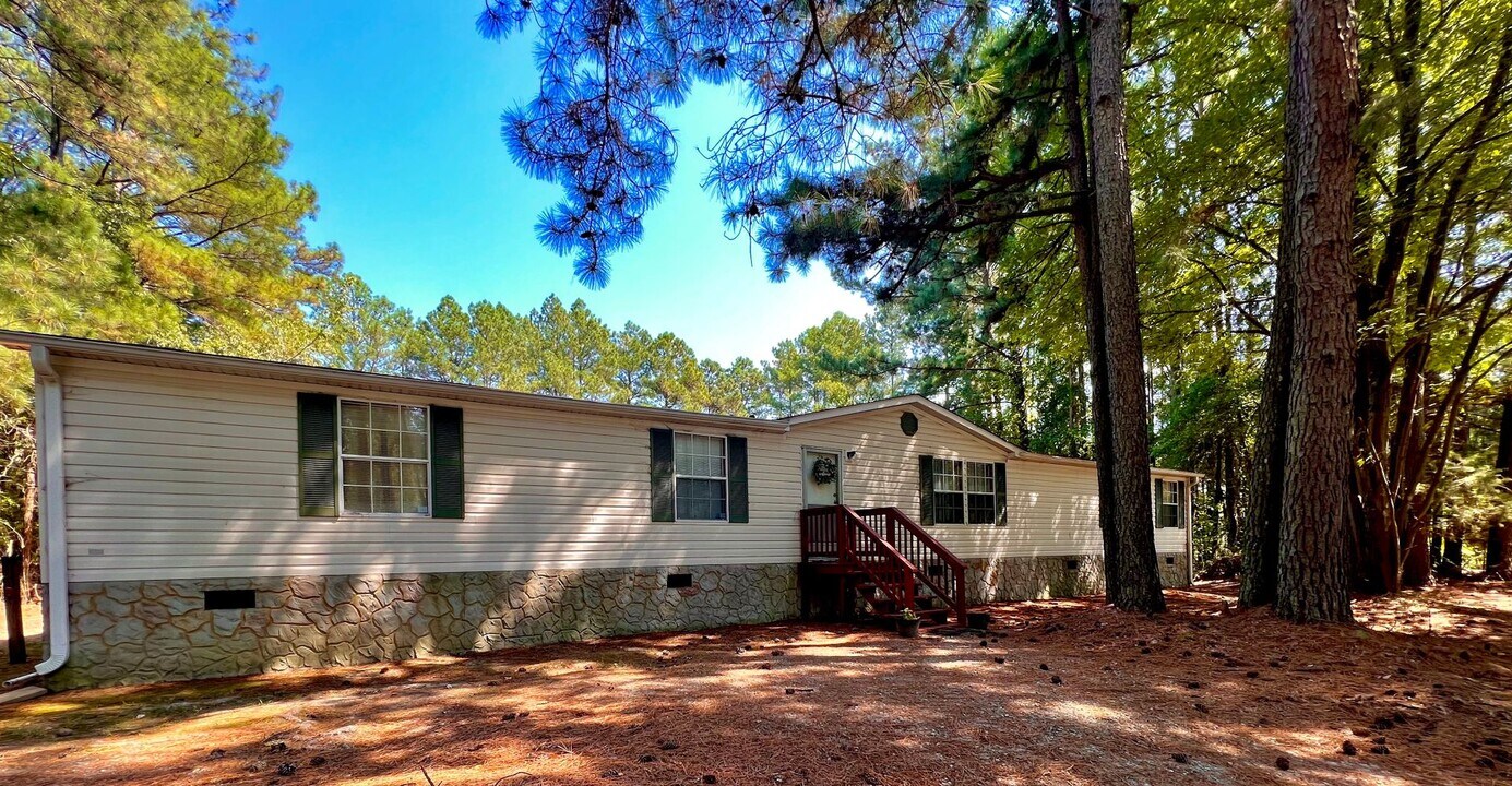 49 Brothers Dr in Boydton, VA - Building Photo