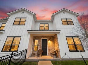 201 Fairway Dr in Bryan, TX - Building Photo - Building Photo