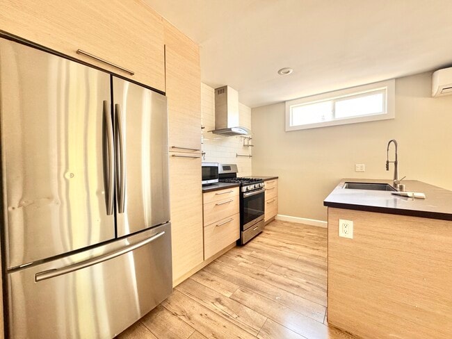 1330 S Hudson Ave in Los Angeles, CA - Building Photo - Building Photo