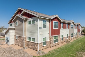 Avenue Commons in Andrews, TX - Foto de edificio - Building Photo