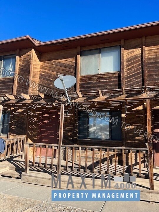 911 WILLIAM Ct in Palisade, CO - Building Photo