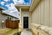 620-616 Harvest Moon Dr in Venus, TX - Building Photo - Building Photo