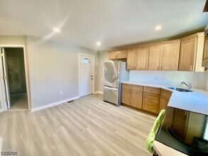 18 Sussex Ave in Morristown, NJ - Building Photo - Building Photo