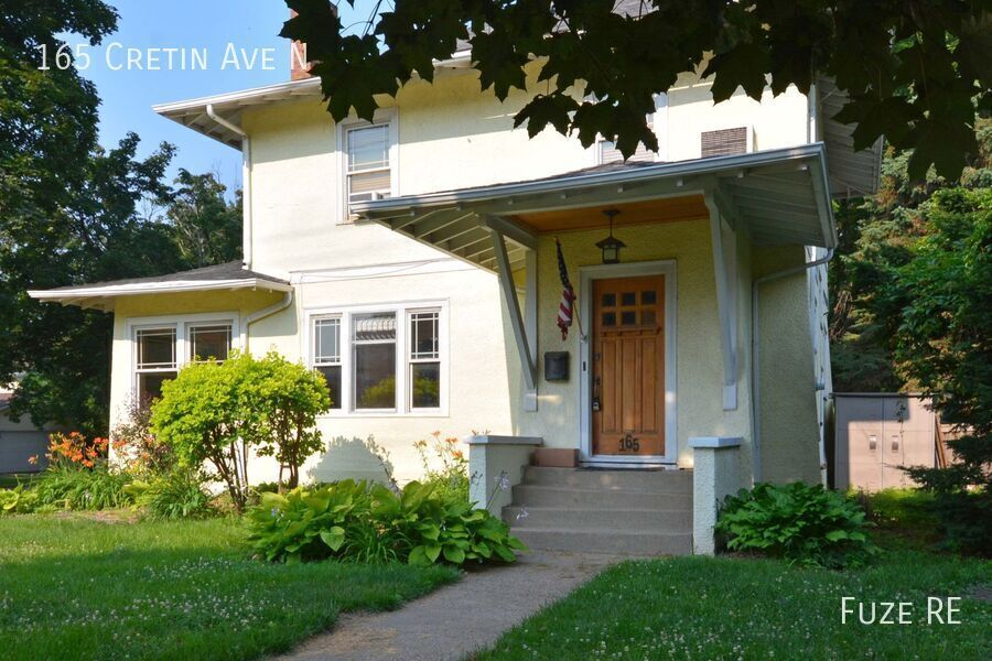 165 Cretin Ave N in St. Paul, MN - Building Photo
