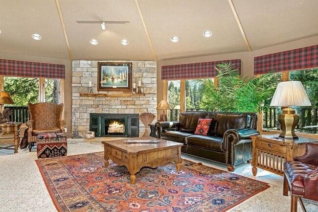 5124 Grouse Ln in Vail, CO - Building Photo - Building Photo