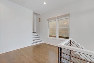 206 S 10th St in Nashville, TN - Building Photo - Building Photo