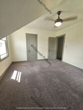 316 S Elmwood Ave in Davenport, IA - Foto de edificio - Building Photo