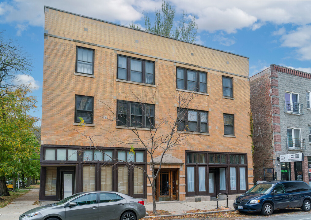 936 N Damen Ave in Chicago, IL - Foto de edificio