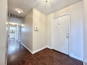 3845 E Arizona Ave in Las Vegas, NV - Building Photo - Building Photo