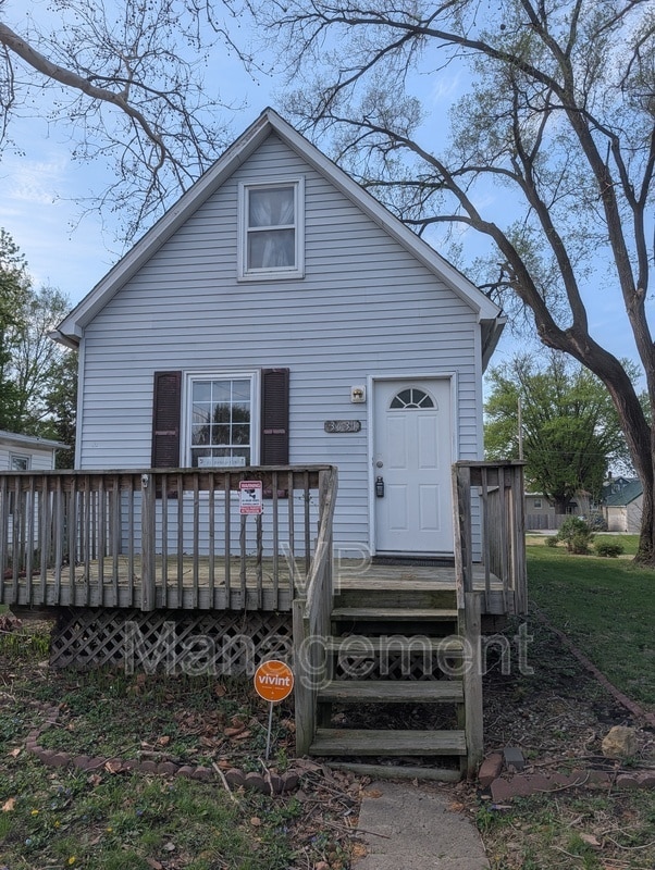 property at 3631 Homestead Ave