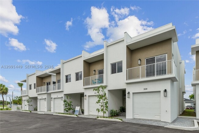 1313 NW 27th Ave