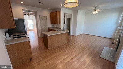 822 W Boxborough Dr in Wilmington, DE - Building Photo - Building Photo