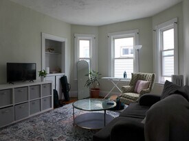 388 Washington St, Unit n in Somerville, MA - Building Photo