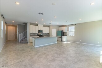 4589 Swimming Minnow Ave in Las Vegas, NV - Building Photo - Building Photo