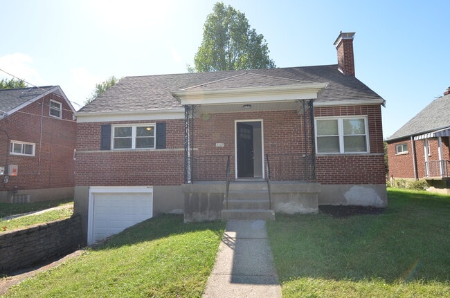 property at 3569 Locust Ln