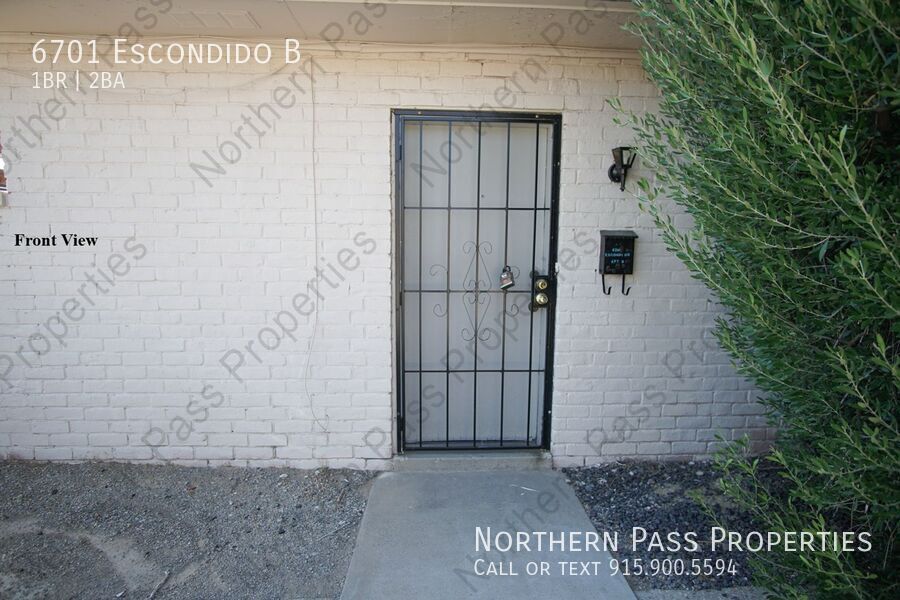 6701 Escondido Dr in El Paso, TX - Building Photo