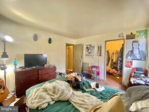 2104 N 11th St in Philadelphia, PA - Building Photo - Building Photo