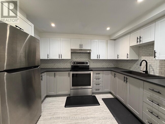 property at 1211 Bridge Gate Crescent