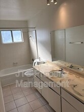 2000 G St in Sacramento, CA - Building Photo - Building Photo