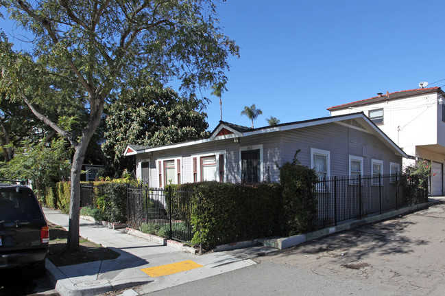 Cottage Grove in San Diego, CA - Building Photo - Building Photo