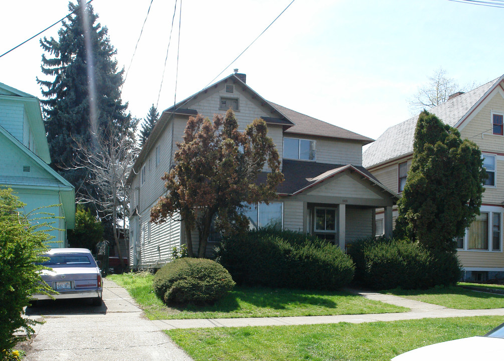 1631 W Pacific Ave in Spokane, WA - Foto de edificio