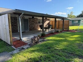 200 General Dennis Dr in Summerville, SC - Building Photo - Building Photo