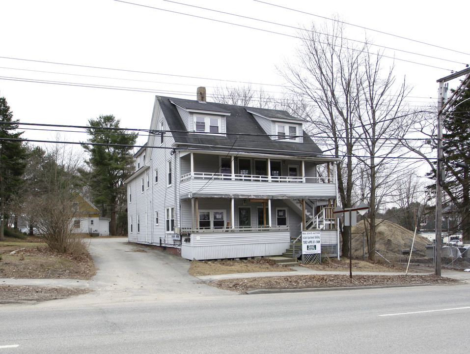 77 Pleasant St in Brunswick, ME - Foto de edificio