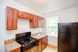1301 Ridgeland Ave-Unit -1301-A05 in Berwyn, IL - Building Photo - Building Photo