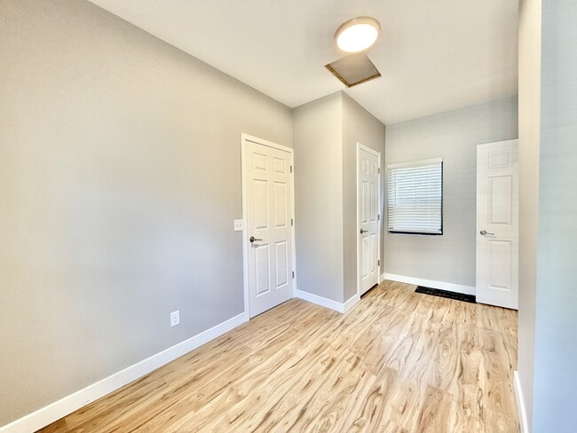 425 S Jackson St in Janesville, WI - Building Photo - Building Photo