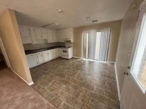 117 W Hopson Rd in Hogansville, GA - Building Photo - Building Photo