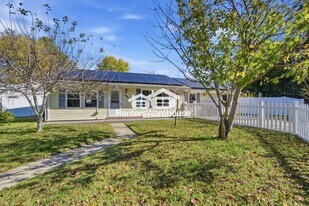 1001 Bowden Ave in Chesapeake, VA - Building Photo