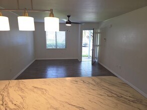 5210 Sunrise Blvd in Orlando, FL - Building Photo - Building Photo