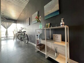 620 Glen Iris Dr NE, Unit Ponce Springs Lofts in Atlanta, GA - Building Photo - Building Photo