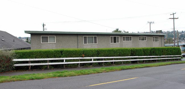 Helanne Apartments in Seattle, WA - Foto de edificio - Building Photo