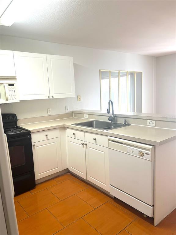 332 Cervantes Dr in Kissimmee, FL - Building Photo - Building Photo