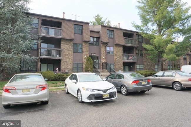 property at 1914 Old Stone Mill Dr