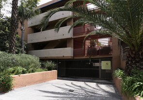 Vue Los Feliz Apartments