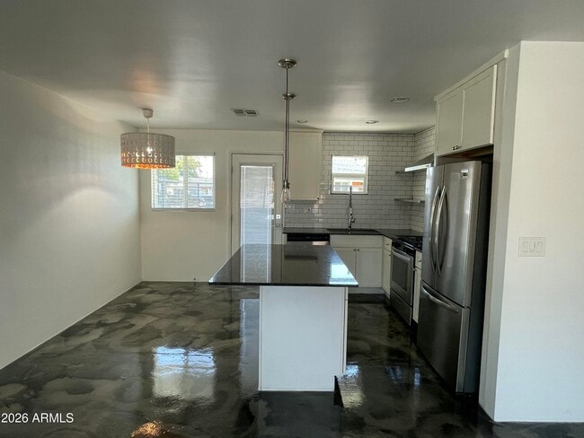 3416 N 37th St in Phoenix, AZ - Building Photo - Building Photo