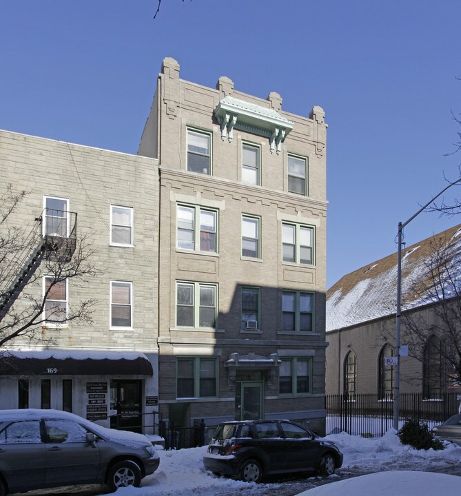 171 Kent St in Brooklyn, NY - Foto de edificio