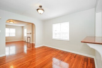 1048 Berkeley Rd in Columbus, OH - Building Photo - Building Photo