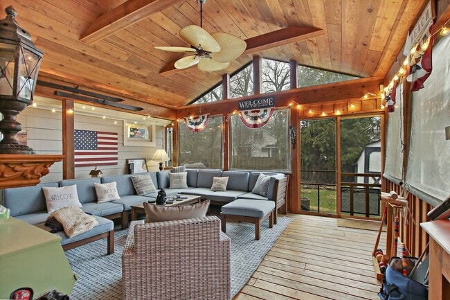 property at 642 Agaming Rd
