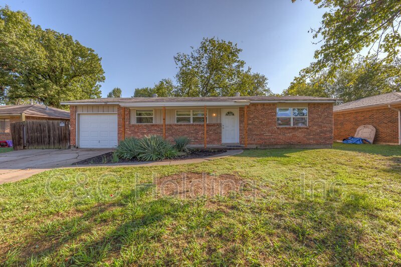 2427 S 126th E Ave in Tulsa, OK - Building Photo