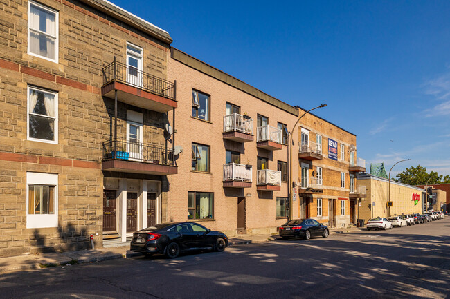 1451 Dorion Rue in Montréal, QC - Building Photo - Building Photo