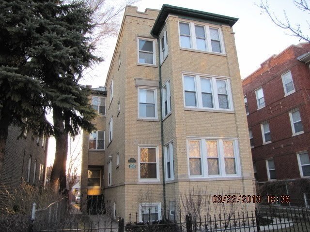property at 4910 N Spaulding Ave