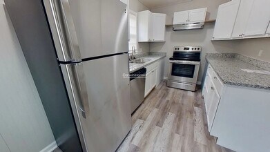 3473 E 54 St in Kansas City, MO - Foto de edificio - Building Photo