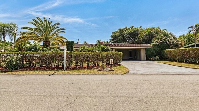 property at 2632 NE 30th St
